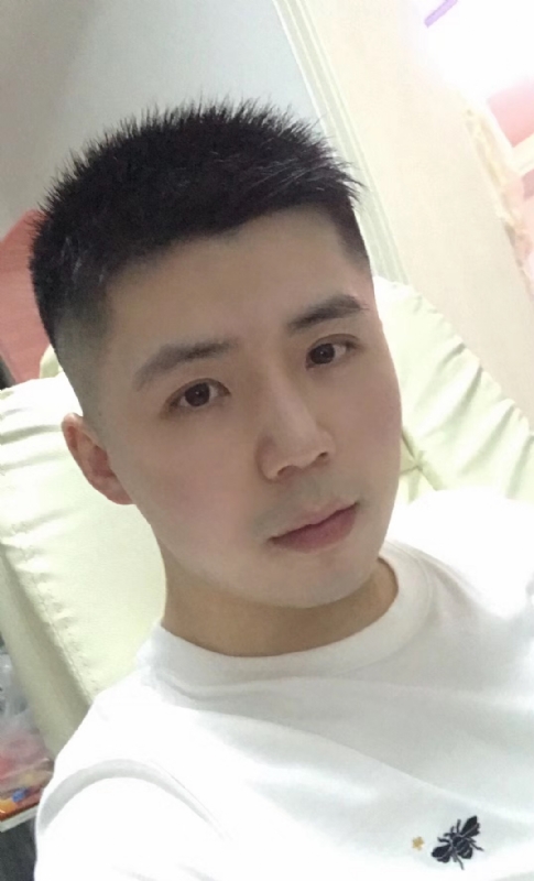 阿信的第一张照片--桐乡残疾人相亲网